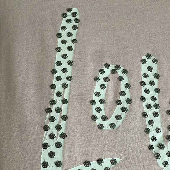Victoria’s Secret S/P baby pink tee love graphic minor damage super cute n comfy - Picture 4 of 10